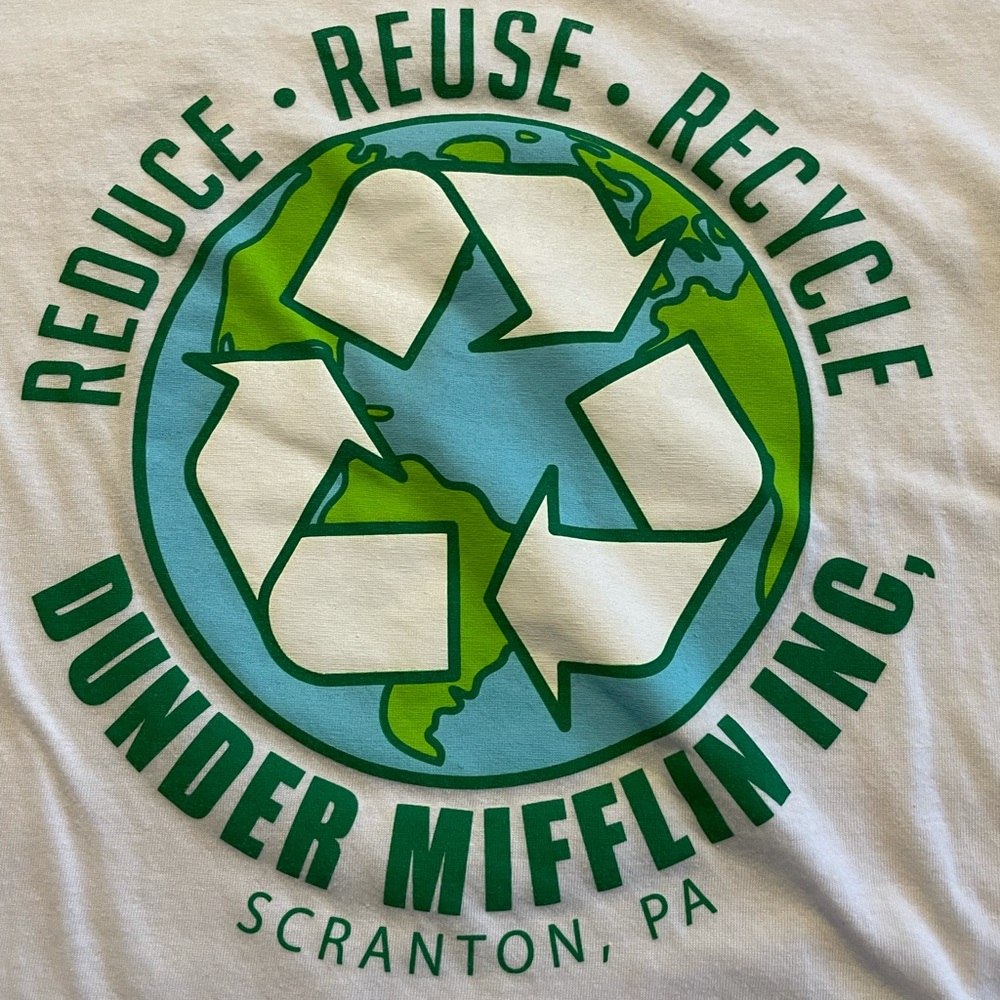 The office T-shirt size small